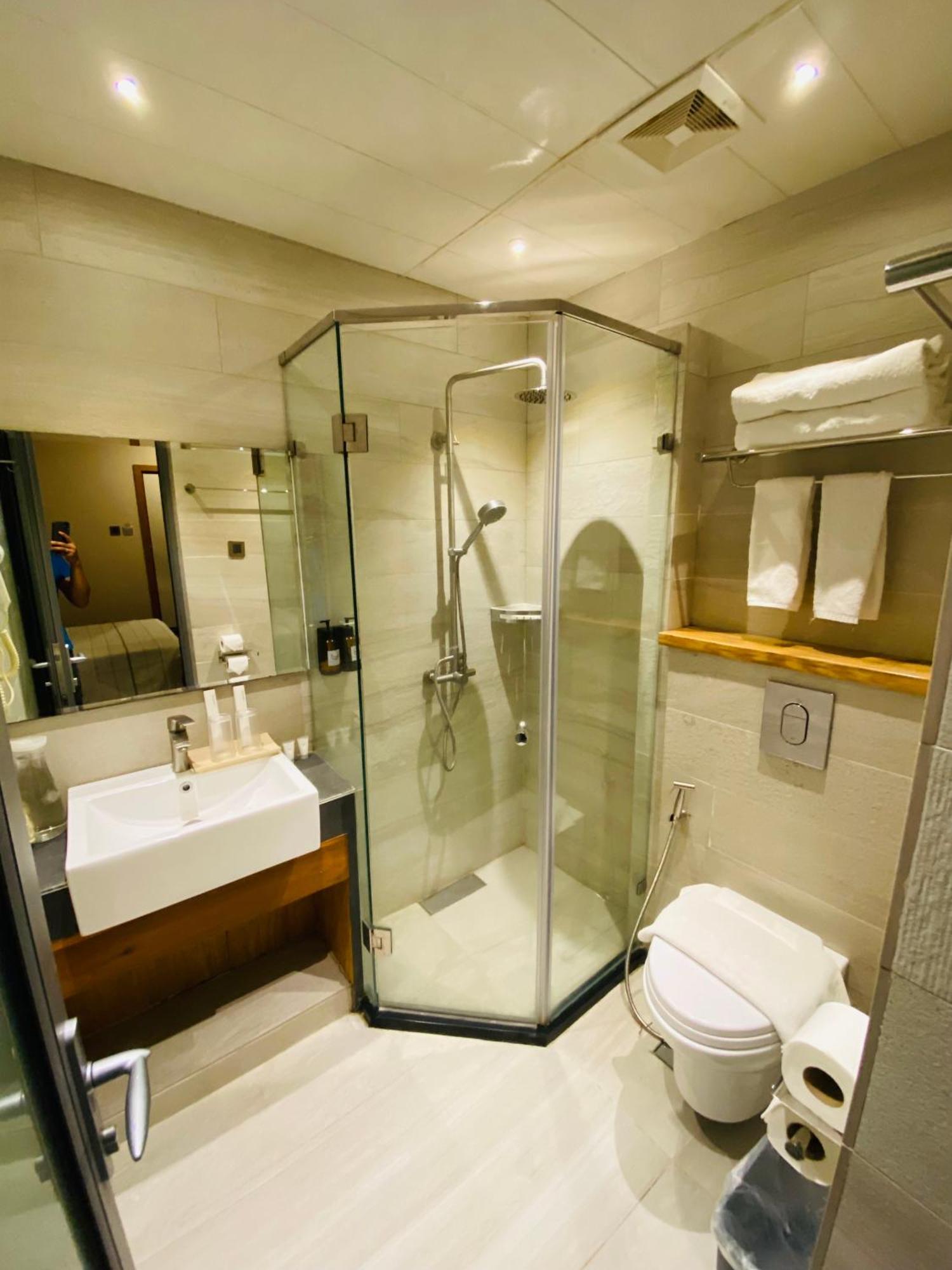 אל נידו Cuna Hotel מראה חיצוני תמונה